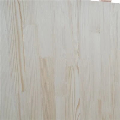 Planches en bois massif de haute qualité